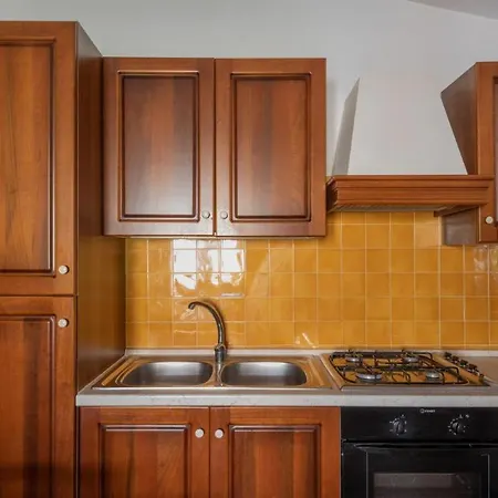 Stunning Bouganvillage N1325 Tanaunella