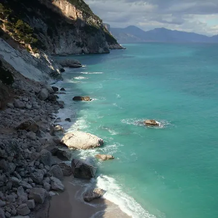 Stunning Bouganvillage N1325 Tanaunella